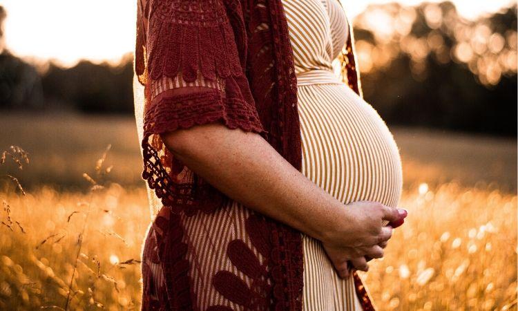 Feeling Hot and Sweating During Pregnancy? 7 Essentials Facts You Must Know When the Heat is On! | SRC Health
