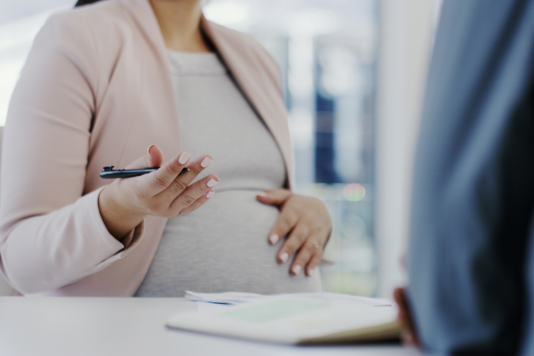 Signs It Might Be Time to Start Your Maternity Leave